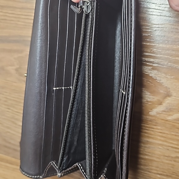 🔥GUCCI HEART SIGNATURE JACQUARD GG BROWN LEATHER TRIM WALLET - Picture 8 of 10